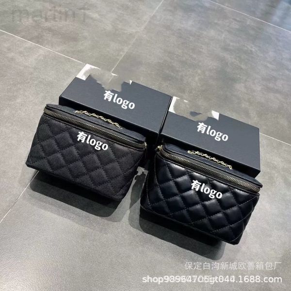 evening bags designer 2021 new small fragrance mini box bag fashion chain makeup women's fragrant mouth red 1hel
evening bags designer 2021 new small fragrance mini box bag fashion chain makeup women's fragrant mouth red 1hel