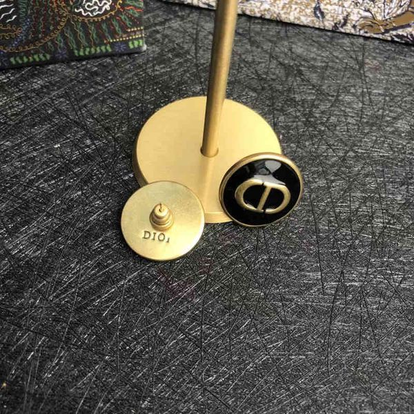 outlet high version black glue dropping round earrings women's simple small earrings, Golden
outlet high version black glue dropping round earrings women's simple small earrings, Golden