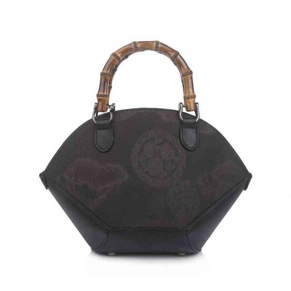 cloud women's handbag middle-aged mother's cross bag women's single shoulder shell bag 220617
cloud women's handbag middle-aged mother's cross bag women's single shoulder shell bag 220617