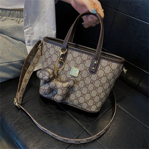 90% off to shop online discounts bucket european and american fashion versatile large capacity handbag
90% off to shop online discounts bucket european and american fashion versatile large capacity handbag