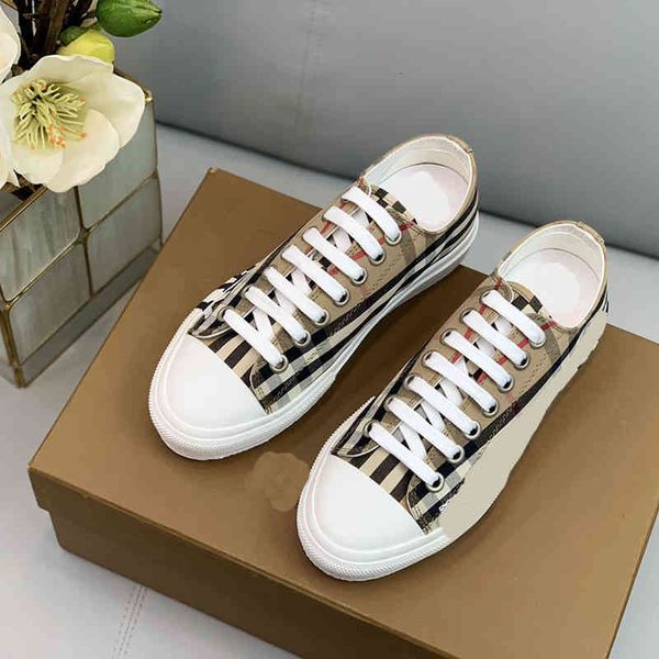 sandals plaid casual sports shoes women's autumn color matching letters round head lace up board flat sole single, Black
sandals plaid casual sports shoes women's autumn color matching letters round head lace up board flat sole single, Black