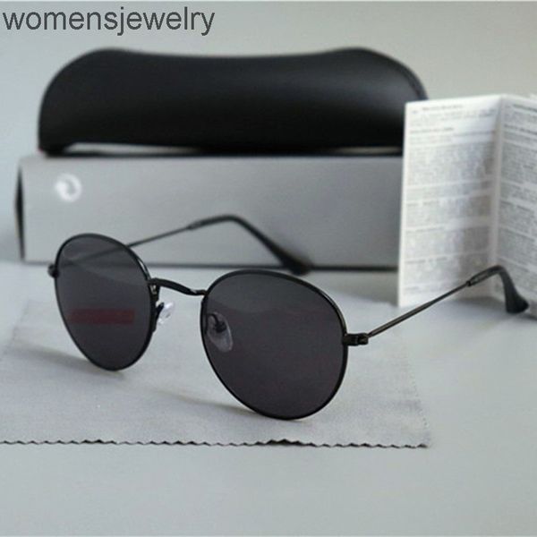 2021 classic designer brand round sunglasses uv400 eyewear metal gold frame glasses men women mirror glass lens sunglass with box, White;black 
2021 classic designer brand round sunglasses uv400 eyewear metal gold frame glasses men women mirror glass lens sunglass with box, White;black