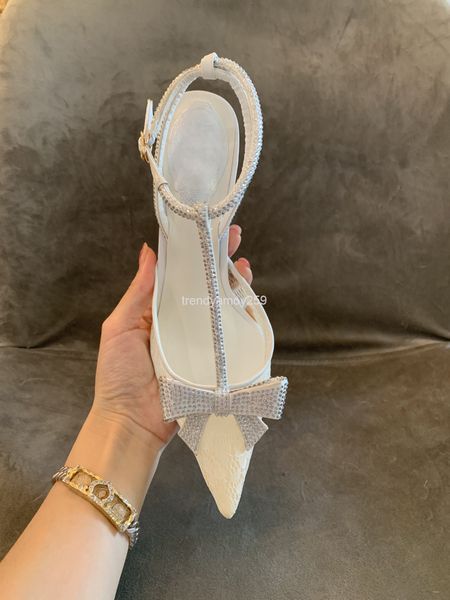 dress shoes pointed cloth pearl lace high-heeled shoes with one-line buckle bow tie thin heel women's sandals e5k3, Black
dress shoes pointed cloth pearl lace high-heeled shoes with one-line buckle bow tie thin heel women's sandals e5k3, Black