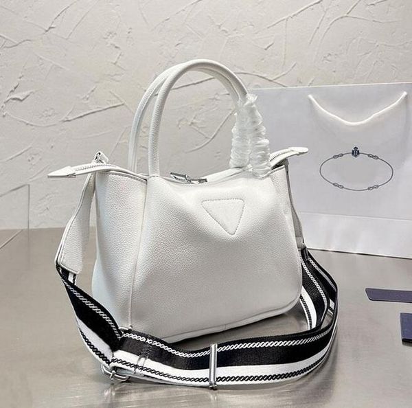 evening bags designer handbag leather hobo bags crossbody tote bag women shoulder bag adjustable splice letters striped nylon strap hardware
evening bags designer handbag leather hobo bags crossbody tote bag women shoulder bag adjustable splice letters striped nylon strap hardware
