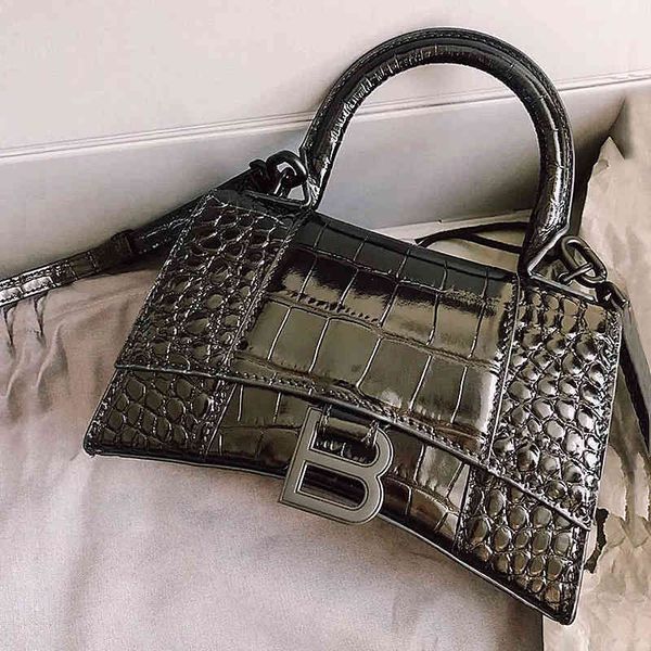 b balencaigabag 2022 handbags designer hourglass bag high version leather women's bag crocodile handbag single shoulder messenger bag g
b balencaigabag 2022 handbags designer hourglass bag high version leather women's bag crocodile handbag single shoulder messenger bag g