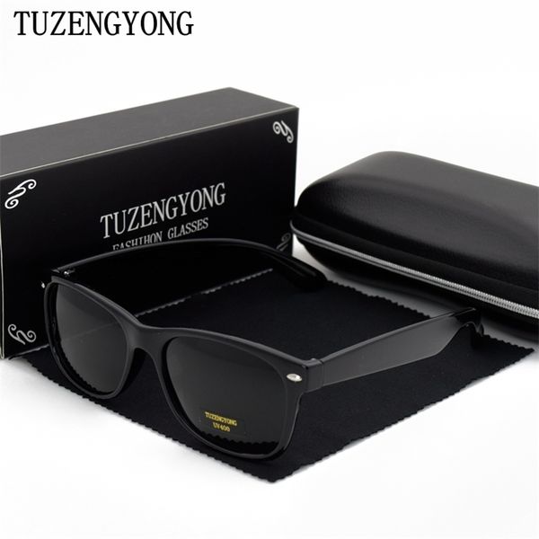 tuzengyong fashion brand design women polarized sunglasses classic uv400 retro rivet accessories for men 220507, White;black
tuzengyong fashion brand design women polarized sunglasses classic uv400 retro rivet accessories for men 220507, White;black