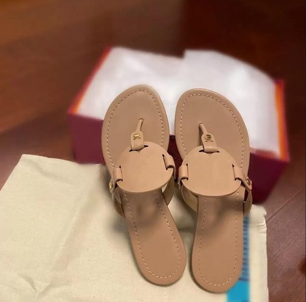 2022 women sandals rivet bow knot flat slippers sandal studded girl shoes new arrivel jelly platform slides lady flip flops with box 35-41, Black
2022 women sandals rivet bow knot flat slippers sandal studded girl shoes new arrivel jelly platform slides lady flip flops with box 35-41, Black