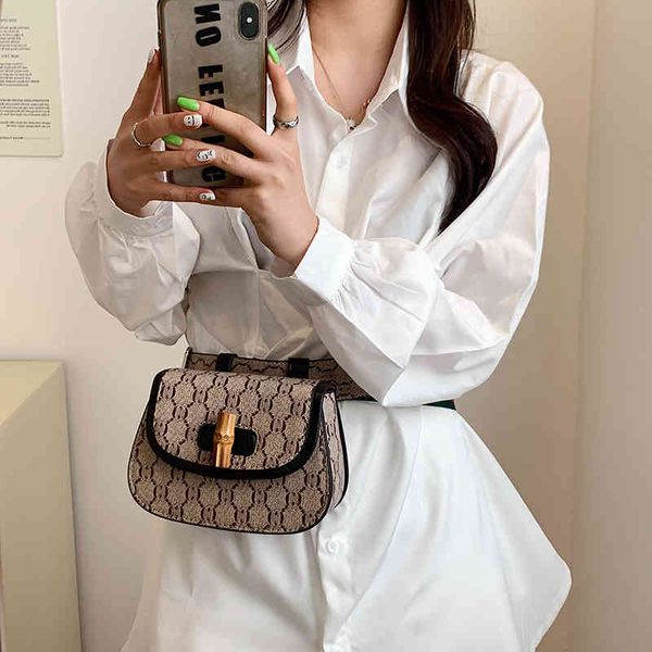 handbags 70% off 2022 spring and summer new bamboo latch printed small square bag trend simple design broadband waist purses
handbags 70% off 2022 spring and summer new bamboo latch printed small square bag trend simple design broadband waist purses