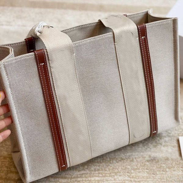 canvas shopping bag women handbag large capacity package lady tote bags shoulder purse fashion letter patchwork strip three size sj
canvas shopping bag women handbag large capacity package lady tote bags shoulder purse fashion letter patchwork strip three size sj