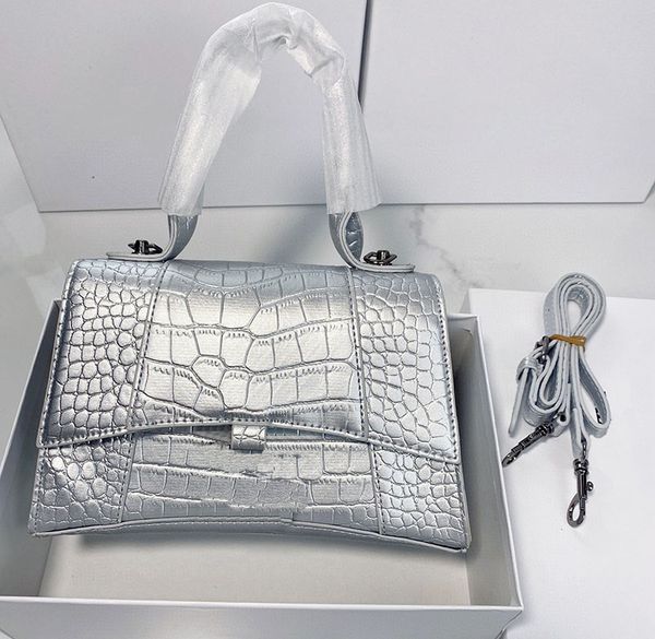 designers half moon bags purses handbag wallet shoulder crossbody bag fashion paisley purse mini plain alligator crocodile clutch bags women, Red;black
designers half moon bags purses handbag wallet shoulder crossbody bag fashion paisley purse mini plain alligator crocodile clutch bags women, Red;black