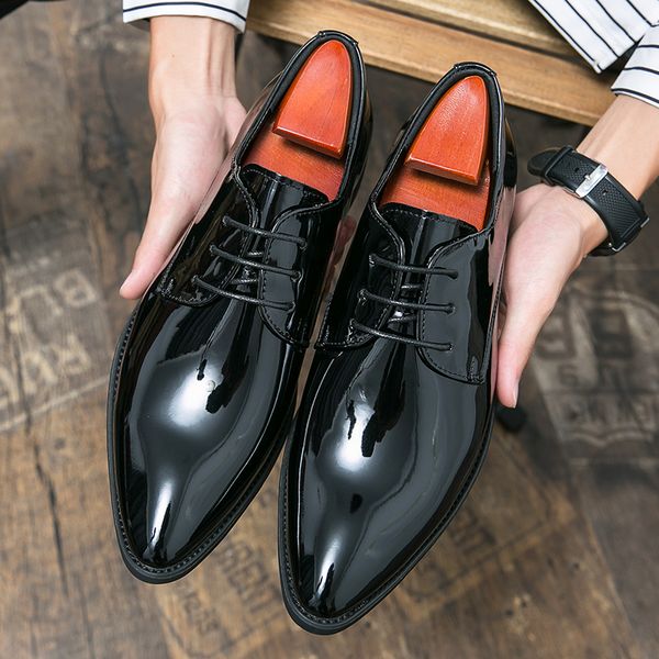 men dress leather shoes for male british glossy green black oxfords classic gentleman wedding
men dress leather shoes for male british glossy green black oxfords classic gentleman wedding