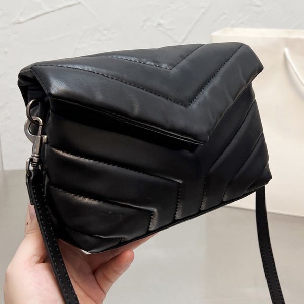 handbag wallets designers shoulder bags luxury purses tote crossbody moon cloud bag letters twill plain hasp black square brown beige messen, Red;black
handbag wallets designers shoulder bags luxury purses tote crossbody moon cloud bag letters twill plain hasp black square brown beige messen, Red;black
