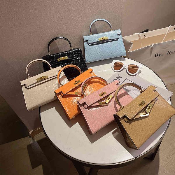 22ss designer classic herme bags ostrich pattern second generation mini kellys's bag 2022 new women's single shoulder messenger ba
22ss designer classic herme bags ostrich pattern second generation mini kellys's bag 2022 new women's single shoulder messenger ba