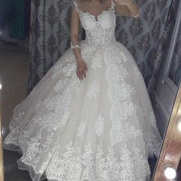 white lace ball gown wedding dress plus size appliques scoop 3/4 sleeves 2022 floor length new african bridal gowns
white lace ball gown wedding dress plus size appliques scoop 3/4 sleeves 2022 floor length new african bridal gowns