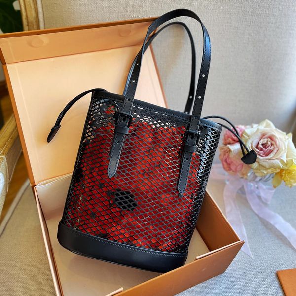 2022 luxury designer crossbody shoulder bags handbag hollow out food basket letter women's fashion leather handbags handbag size 20cm w
2022 luxury designer crossbody shoulder bags handbag hollow out food basket letter women's fashion leather handbags handbag size 20cm w