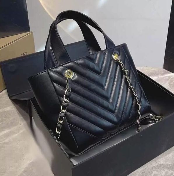 sw fashion ladies mini bags solid color genuine leather designer bags luxury gold-tone metal chain stripes totes handbags crossbody shoulder
sw fashion ladies mini bags solid color genuine leather designer bags luxury gold-tone metal chain stripes totes handbags crossbody shoulder