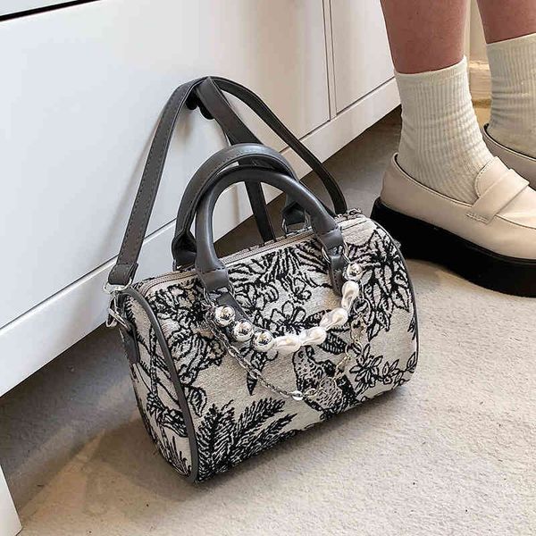 purses boston bag women new pearl chain embroidered flower handbag canvas sling one shoulder messenger bag
purses boston bag women new pearl chain embroidered flower handbag canvas sling one shoulder messenger bag