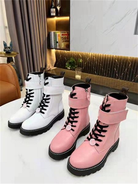 2022 famous brand cowhide ankle boots designer women's classic luxury non-slip high sneakers women's side zip half booties soft sh, Black
2022 famous brand cowhide ankle boots designer women's classic luxury non-slip high sneakers women's side zip half booties soft sh, Black