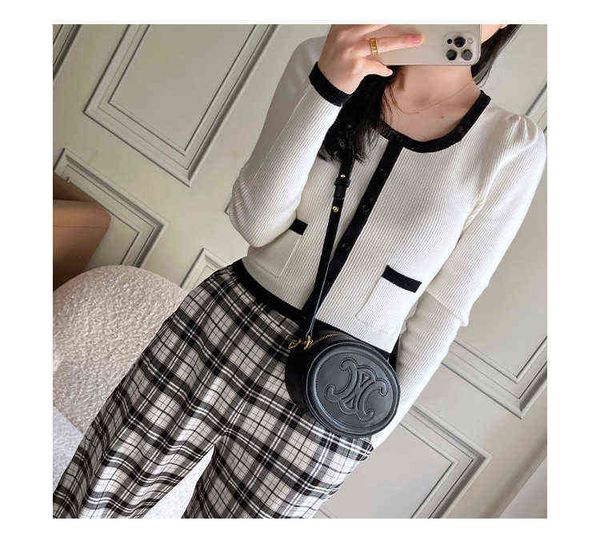 designer bags leather women's 2022 new triumphal arch shoulder bag pig nose round cake bag mini one shoulder messenger chest
designer bags leather women's 2022 new triumphal arch shoulder bag pig nose round cake bag mini one shoulder messenger chest