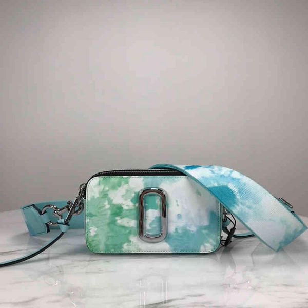 evening bags two-color stitching women's letter wide strap single shoulder crossbody fashion popular camera flap wallet 220513
evening bags two-color stitching women's letter wide strap single shoulder crossbody fashion popular camera flap wallet 220513