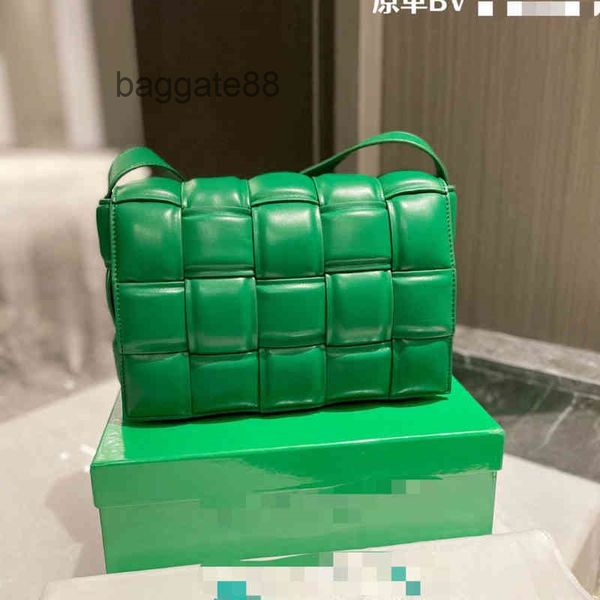 bags designer venetabottegas handbags super 2023 pillow bags woven large lattice versatile sweet matching
bags designer venetabottegas handbags super 2023 pillow bags woven large lattice versatile sweet matching