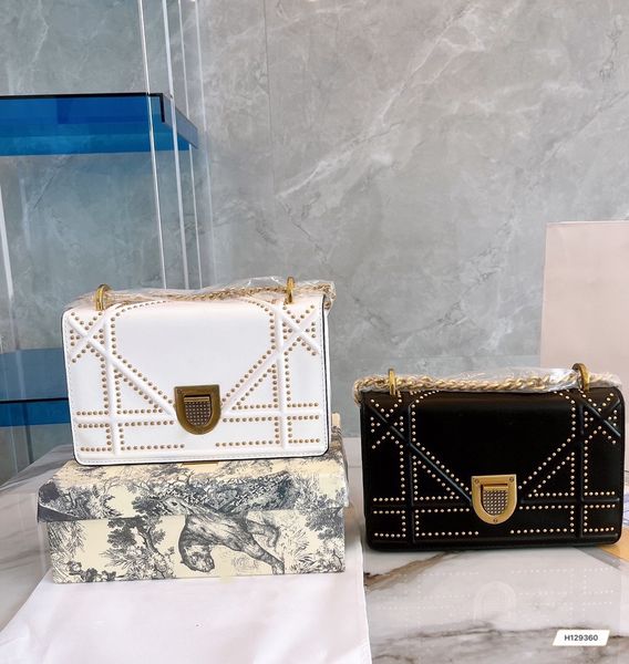 crossbody luxury designer bags fashion classic badge women shoulder bags 
crossbody luxury designer bags fashion classic badge women shoulder bags