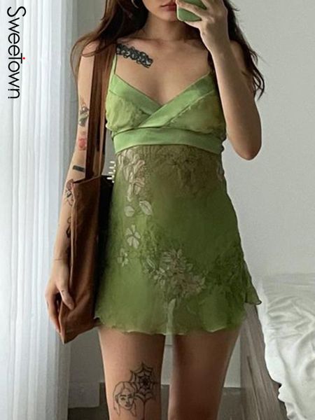 sweetown chiffon fairycore slip dress floral print cute y2k sundress 2000s aesthetic kawaii clothes v neck women dresses 220521, Black;gray
sweetown chiffon fairycore slip dress floral print cute y2k sundress 2000s aesthetic kawaii clothes v neck women dresses 220521, Black;gray