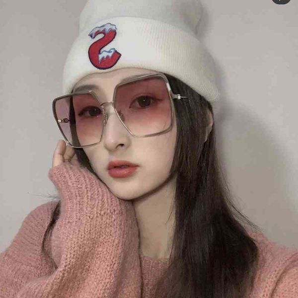 sunglasses d super light large frame sunglasses ins net red same women's face small thin fashion ever, White;black
sunglasses d super light large frame sunglasses ins net red same women's face small thin fashion ever, White;black