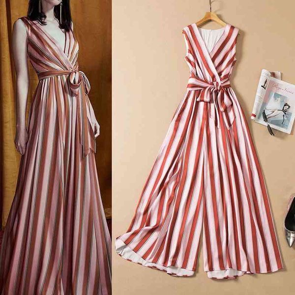 women's jumpsuits rompers spring and summer catwalk women's cross v-neck vertical stripe lace up waist wide leg jumpsuit, Black;white
women's jumpsuits rompers spring and summer catwalk women's cross v-neck vertical stripe lace up waist wide leg jumpsuit, Black;white