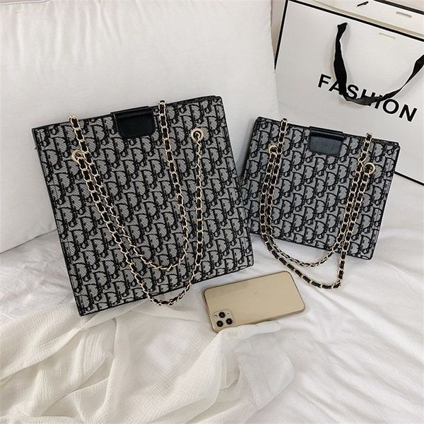 10% off 2022 new fashion trendy bags autumn printing versatile child mother chain single shoulder slant cross net red large capacity women&#
10% off 2022 new fashion trendy bags autumn printing versatile child mother chain single shoulder slant cross net red large capacity women&#