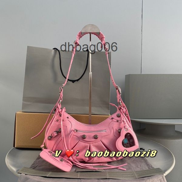 lecagole 2022 le designer handbags caogle bags women paris one sheepskin crack black crescent single shoulder dumpling messenger wglq 89cv
lecagole 2022 le designer handbags caogle bags women paris one sheepskin crack black crescent single shoulder dumpling messenger wglq 89cv