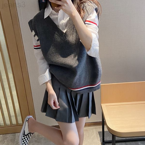 women's vests designer tb22 spring and autumn college wind wool vest knitted v-neck cardigan men's women's same style lovers, Black;white
women's vests designer tb22 spring and autumn college wind wool vest knitted v-neck cardigan men's women's same style lovers, Black;white