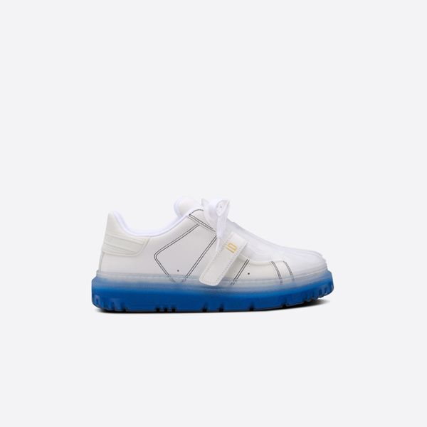 explosive women's id sneaker s29w casual shoes white calfskin and deep blue transparent rubber signature side pull tab rubber insert st
explosive women's id sneaker s29w casual shoes white calfskin and deep blue transparent rubber signature side pull tab rubber insert st