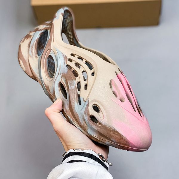 men women foam sandals comfortable hollow out runner slides black blue red coconut sandals fashion simple light sports shoes indoor shopping
men women foam sandals comfortable hollow out runner slides black blue red coconut sandals fashion simple light sports shoes indoor shopping