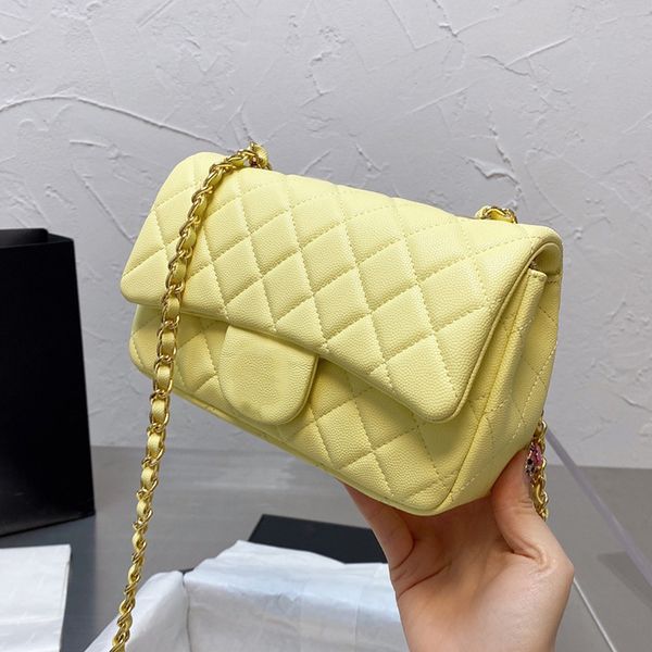 22ss f/w luxe shoulder bags classic mini flap square purse genuine women crossbody gold metal hardware caviar calfskin leather luxur
22ss f/w luxe shoulder bags classic mini flap square purse genuine women crossbody gold metal hardware caviar calfskin leather luxur
