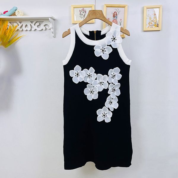 516 2022 runway summer brand same style sweater pullover t shirt crew neck black sleeveless women's sweaters wante, White;black
516 2022 runway summer brand same style sweater pullover t shirt crew neck black sleeveless women's sweaters wante, White;black