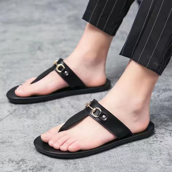 european and american designer slippers fashion women's brands luxury letter flat heel sandals soft soled shoes size 36-42, Black
european and american designer slippers fashion women's brands luxury letter flat heel sandals soft soled shoes size 36-42, Black