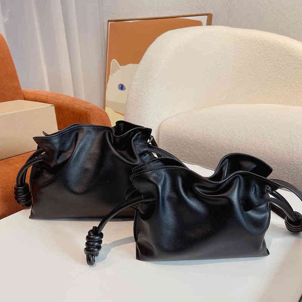 drawstring lucky bag women handbag shoulder soft leather luxury designer brand crossbody female cloud bucket 220323
drawstring lucky bag women handbag shoulder soft leather luxury designer brand crossbody female cloud bucket 220323