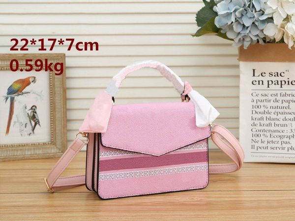 yq wallets lady shoulder hardware satchel messenger bag tote purses crossbody handbag totes purse wallet backpack 2022 luxurys designers wom
yq wallets lady shoulder hardware satchel messenger bag tote purses crossbody handbag totes purse wallet backpack 2022 luxurys designers wom