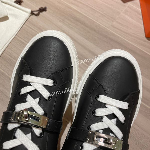 2022 to shoes boots luxury designer sneakers white lightweight rubber tread sole fashion classic leather size35-45 hx220304, Black
2022 to shoes boots luxury designer sneakers white lightweight rubber tread sole fashion classic leather size35-45 hx220304, Black