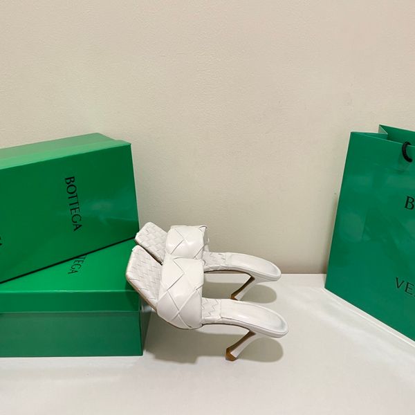 luxury brand sandals designer slippers slides floral brocade genuine leather flip flops women shoes sandal without box by gogo_shoes 01, Black
luxury brand sandals designer slippers slides floral brocade genuine leather flip flops women shoes sandal without box by gogo_shoes 01, Black