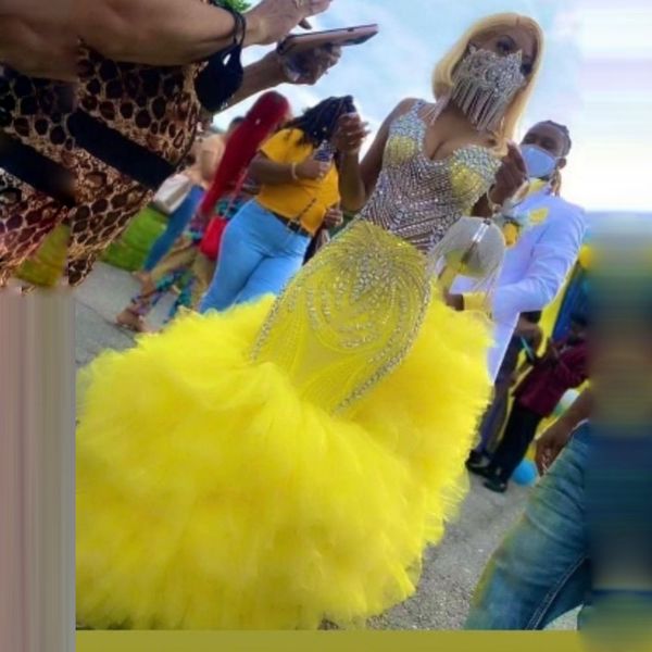 yellow prom dresses majjor beads spghetti straps backless tiered bottom black girls pageant evening gowns
yellow prom dresses majjor beads spghetti straps backless tiered bottom black girls pageant evening gowns