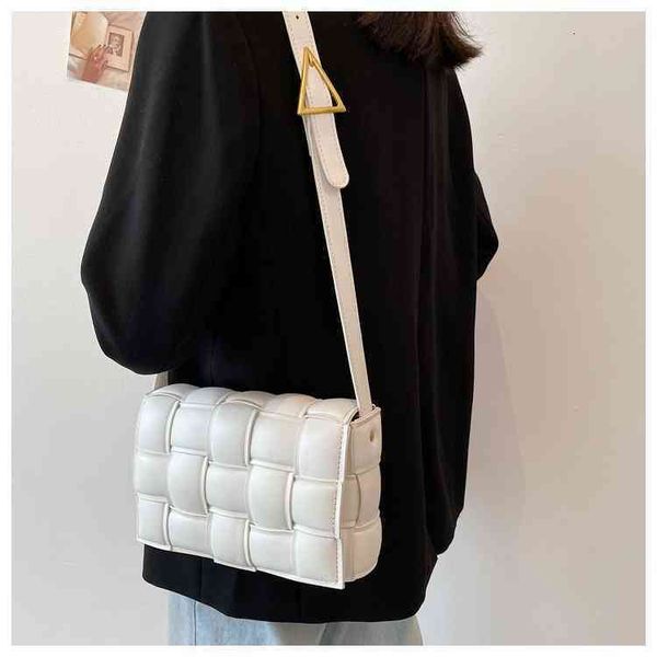 original edition crossbody bottegas'ss designer handbags venetass's bag woven 2022 fashion korean women's trend simple foreig
original edition crossbody bottegas'ss designer handbags venetass's bag woven 2022 fashion korean women's trend simple foreig