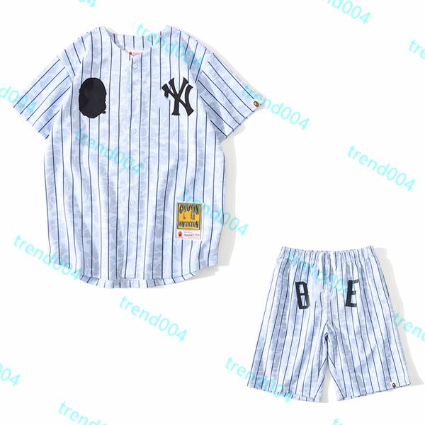 apes men's t-shirts japanese shark ape head tshirts luminous camo printing co-branded same style for men and women 2022 new 100% cotton, White;black
apes men's t-shirts japanese shark ape head tshirts luminous camo printing co-branded same style for men and women 2022 new 100% cotton, White;black