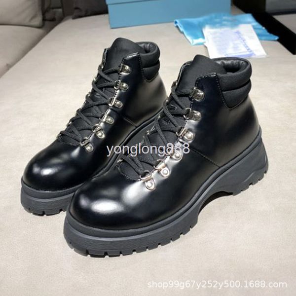 boots martin boots men's winter high leather warm plush snow thickened waterproof cotton shoes, Black
boots martin boots men's winter high leather warm plush snow thickened waterproof cotton shoes, Black