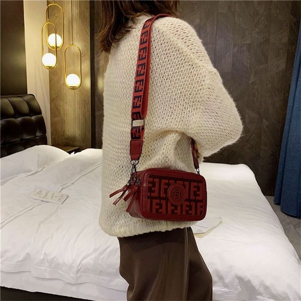 new korean fashion retro embossed wide shoulder strap small square single shoulder messenger bag women's bag purses onlines
new korean fashion retro embossed wide shoulder strap small square single shoulder messenger bag women's bag purses onlines