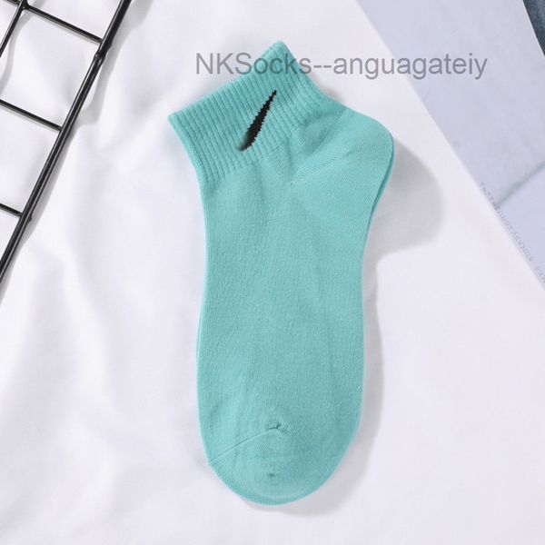 classic fashion men's socks hook brand designer women's leisure lovers' short tube sportsocks luxury women men breathable ver, Black
classic fashion men's socks hook brand designer women's leisure lovers' short tube sportsocks luxury women men breathable ver, Black