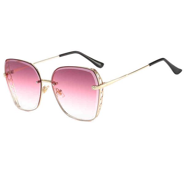 men's ladies brand sunglasses wholesale new metal female thickened pattern frame square, White;black
men's ladies brand sunglasses wholesale new metal female thickened pattern frame square, White;black