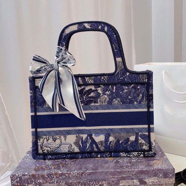 bag designer shopping handbag three-dimensional totes high embroidery luxury version shoulder handbags goddess versatil bags 006 sjflp
bag designer shopping handbag three-dimensional totes high embroidery luxury version shoulder handbags goddess versatil bags 006 sjflp