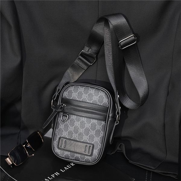 lattice designer men's crossbody bag mini luxury handbags men leather coin purse phone bag zipper shoulder chest bag money pouch, Red;black
lattice designer men's crossbody bag mini luxury handbags men leather coin purse phone bag zipper shoulder chest bag money pouch, Red;black